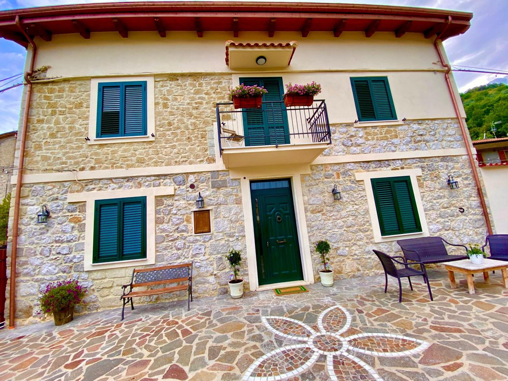 La Casa Di Nonna Tella Bed and Breakfast Lenola Buitenkant foto